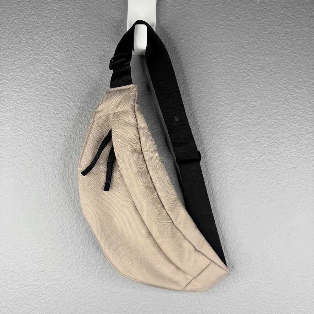 Everlane Fanny Pack - Picture 1 of 6